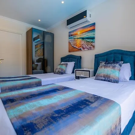 Fethiye Oeluedeniz Uezerinde Lueks Villa *